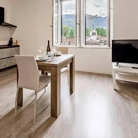 Modern Trento Retreat, Views & Walkability Appartement Buitenkant foto